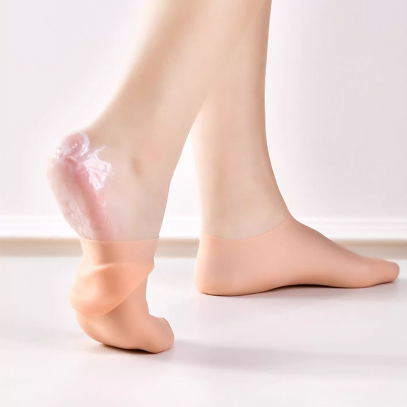 meias de silicone, meia hidratante pés, cuidados com os pés, calcanhar rachado, spa dos pés, meia gel hidratante, tratamento para pés secos, protetor de calcanhar, meia spa doméstico, regenerador de pele pés